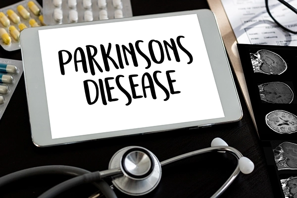 Parkinson'ın İzinde: Dijital Dünyanın Zorluklarına Karşı Yol Alma Sanatı Blog Post Image